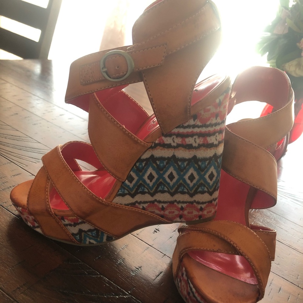 Unlisted by Kenneth Cole Wedges